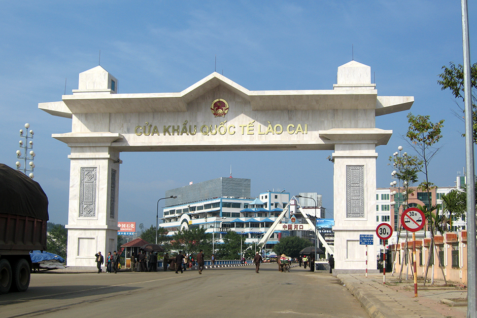 Cửa khẩu Lào Cai - Hà Khẩu - Lao Cai - Hekou Border Gate | Yeudulich