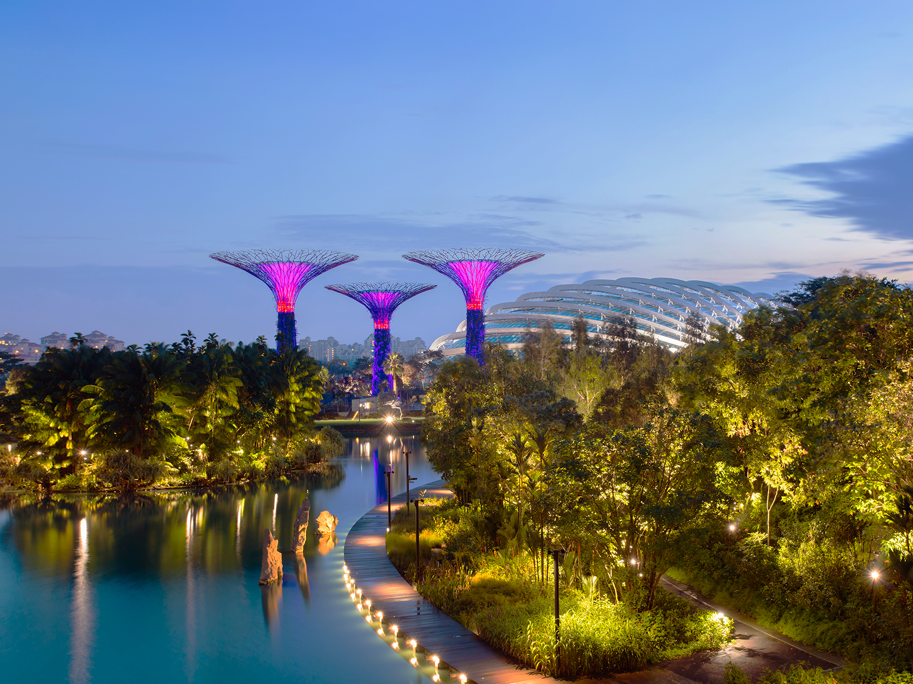 Tour Malaysia - Singapore 6N5D: Cao nguyên Genting - Kuala Lumpur - Johor Bahru - Đảo Sentosa - Jewel Changi, bay Malindo Airs & Tiger Airways