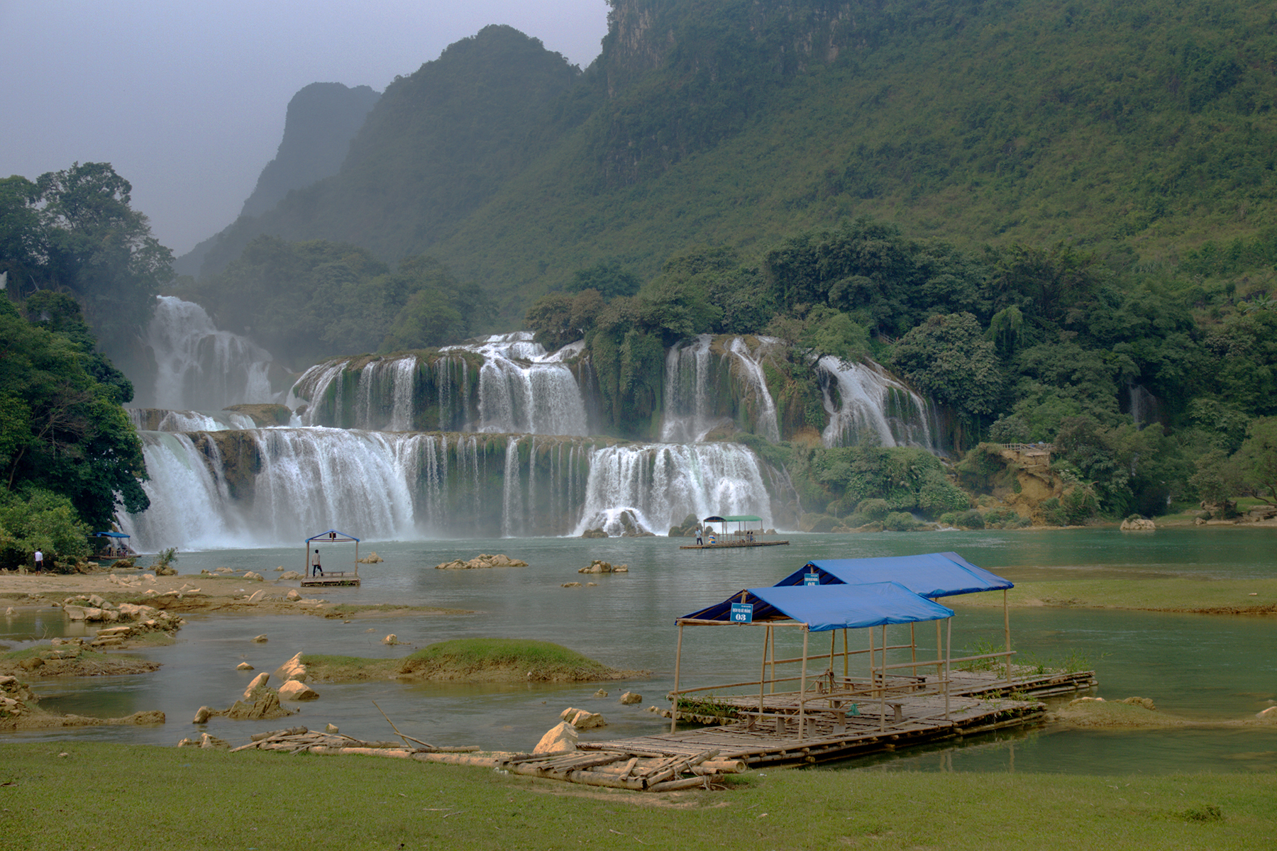 Tour Cao Bằng 4N3D: Thác Bản Giốc - Hồ Ba Bể - Hang Pắc Pó - Suối Lê Nin