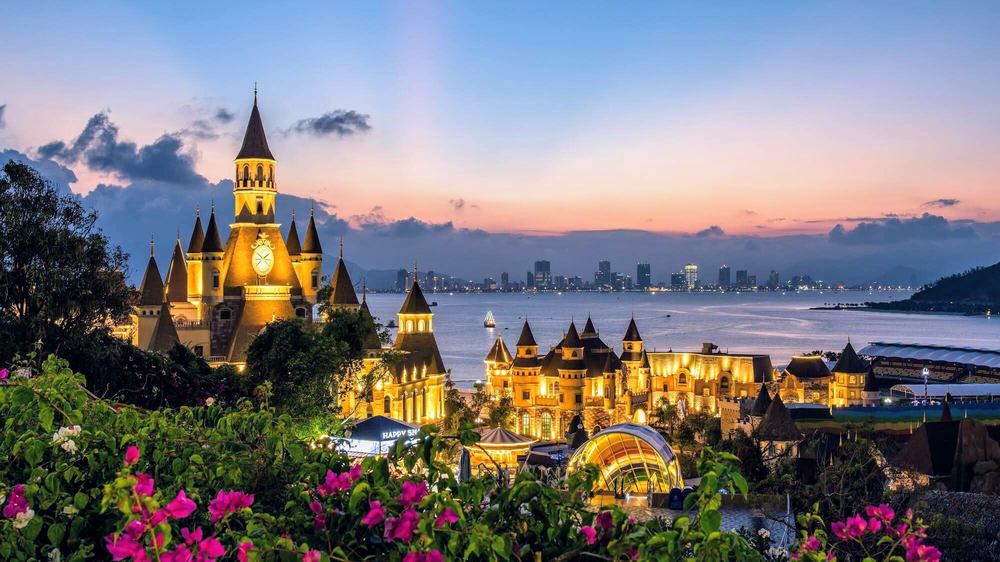 Tour du lịch Việt Nam 4 ngày 3 đêm 2023/2024 202259