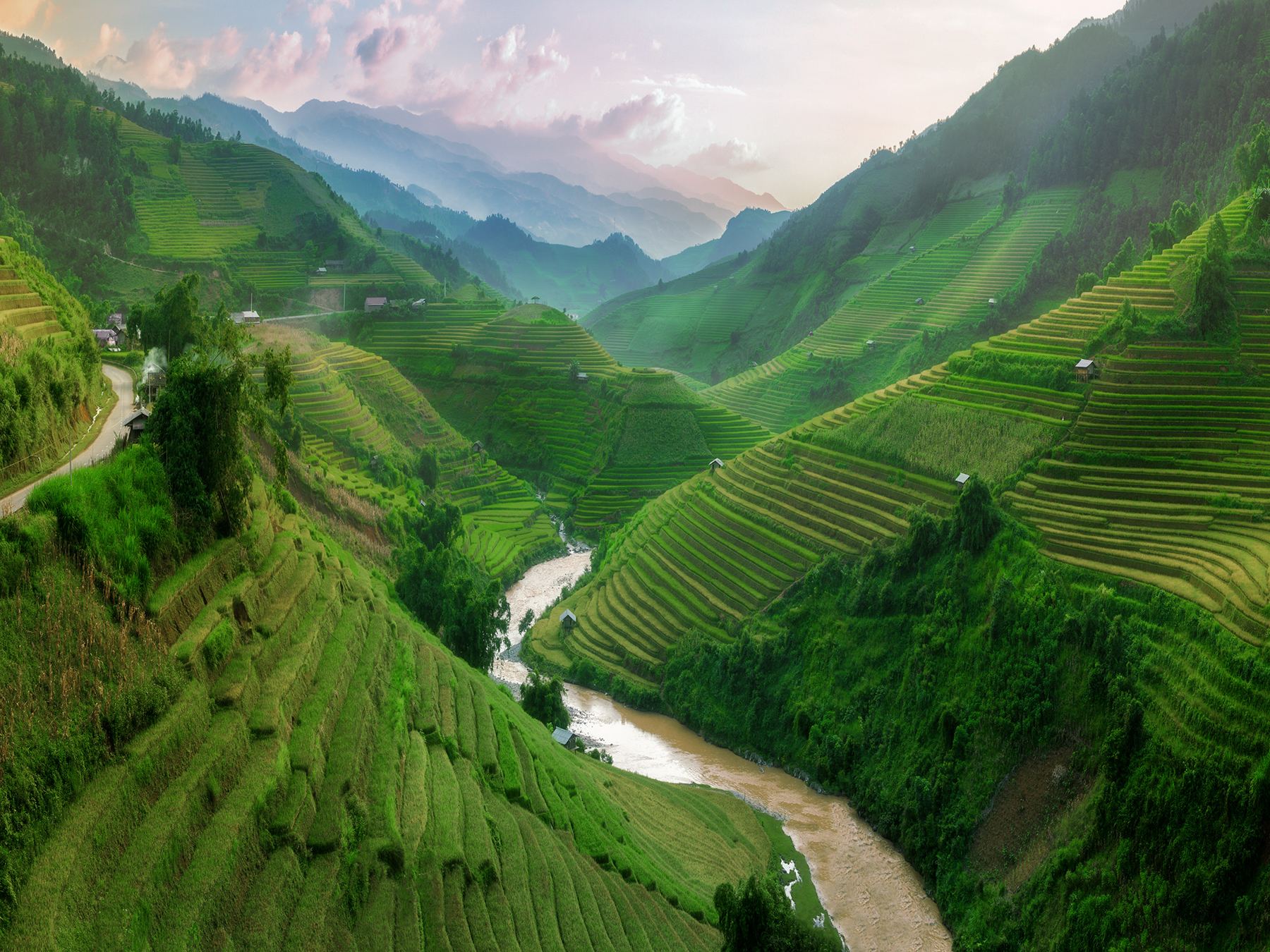 Tour du lịch trong nước 2 ngày 1 đêm 2021/2022 23480