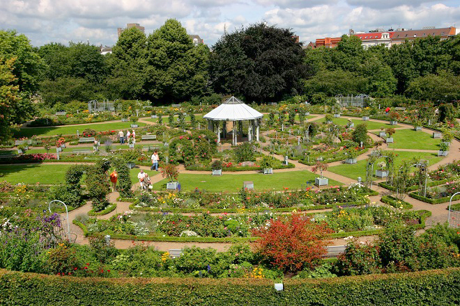 Du lịch Hamburg Đức - Công viên Planten un Blomen ở trung tâm Hamburg là một điểm đến tuyệt vời. Ảnh: Unsplash