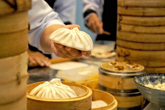 bánh bao nước thượng hải trung quốc - Tiệm thang bao nổi tiếng nhất Thượng Hải nằm ở Dự Viên. Ảnh: Whatmaryloves
