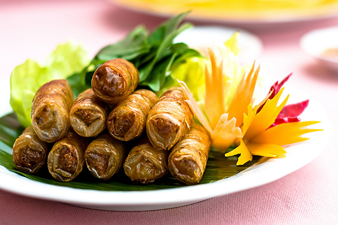 Cẩm nang du lịch Mũi Né: đặc sản ngon phải nếm thử - Các món làm từ con dông là đặc sản mà bất cứ khu du lịch Mũi Né nào cũng có bán. Ảnh: Dulichsongcau