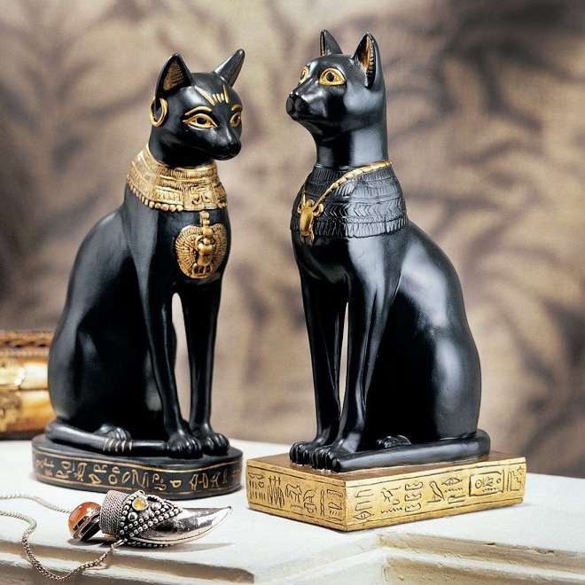 Mua gì ở Ai Cập - Bastet & Scarab