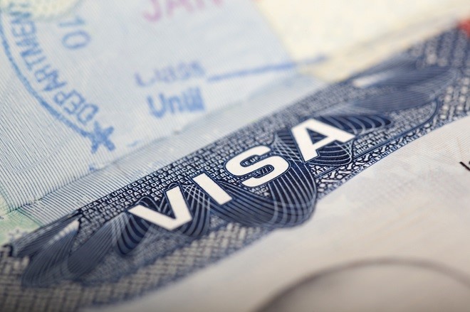 Visa (thị thực) là gì? Làm sao để xin được visa? - Visa là một công cụ pháp lý để quản lý hiện tượng nhập cư trái phép tại một số quốc gia. Ảnh: Unsplash