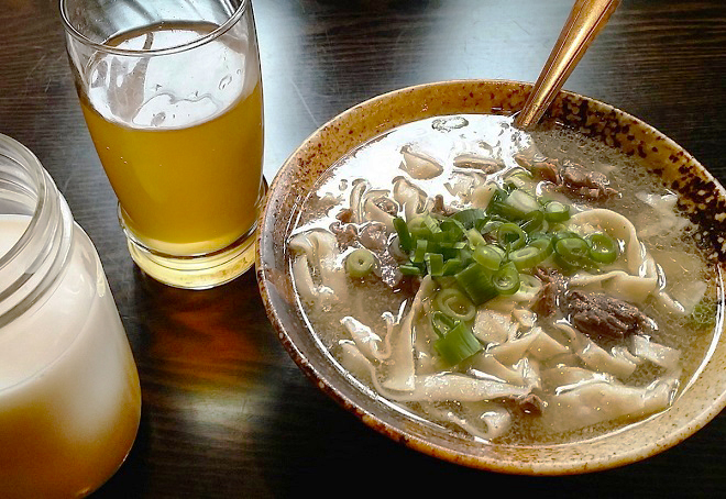 Du lịch Mông Cổ ăn gì - Mỳ Guriltai Shul. Ảnh: Mongoliacuisine