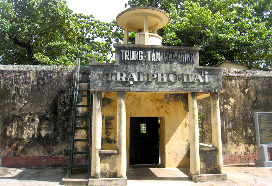 Trại Tù Phú Hải - Phu Hai Prison | Yeudulich
