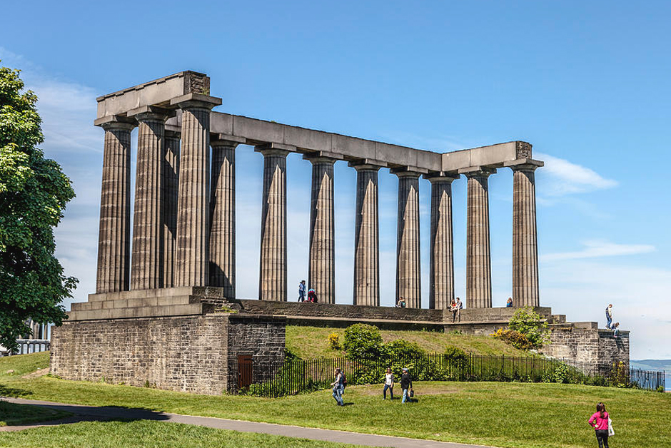 Đài tưởng niệm Quốc gia - National Monument - Edinburgh - Scotland