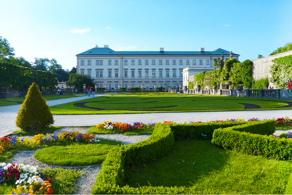 Cung điện và Vườn Mirabell - Mirabell Palace and Gardens | Yeudulich