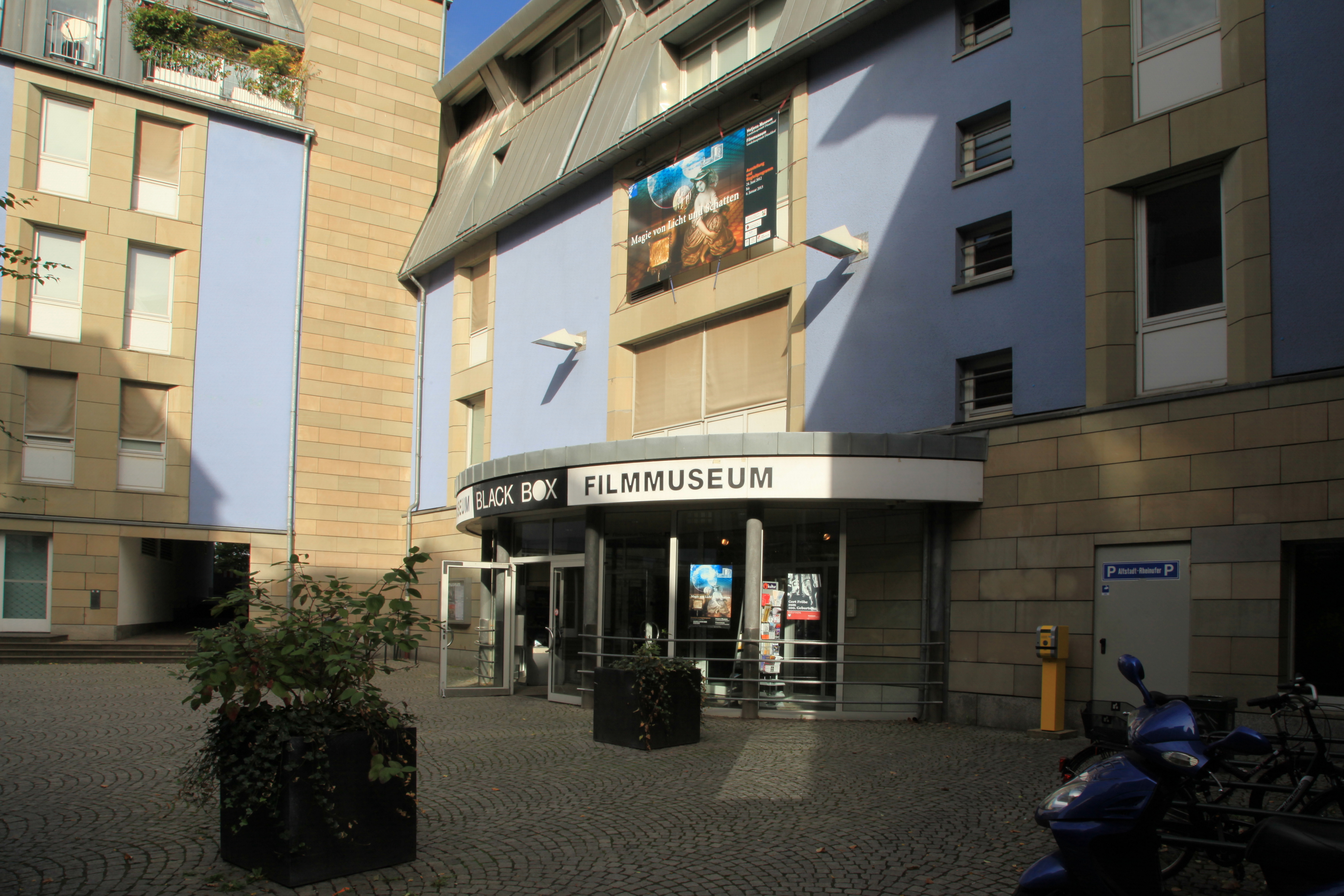 Bảo tàng Phim - Film Museum - Dusseldorf - Đức