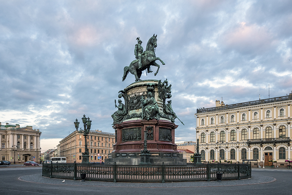Tượng Nikolai Đệ nhất - Monument to Nicholas I | Yeudulich
