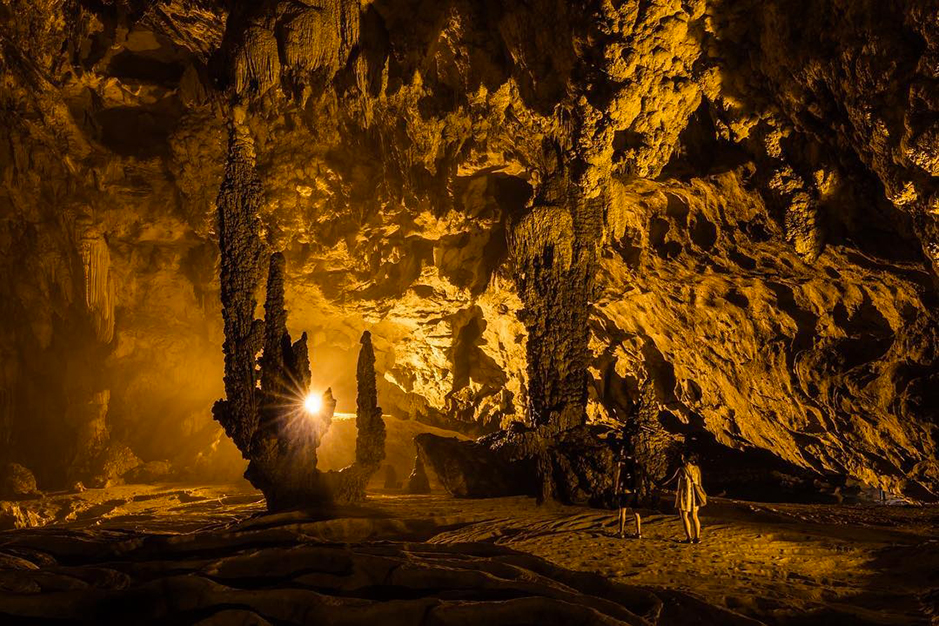 Động Ngườm Ngao - Nguom Ngao Cave | Yeudulich