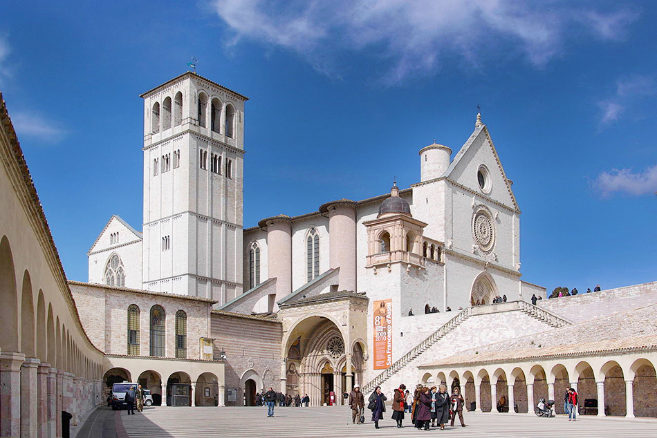 Du lịch nước Ý: 7 ngày tự lái xe quanh đồng quê Tuscany - Nhà thờ Basilica Papale di San Francesco. Ảnh: Berthold Werner